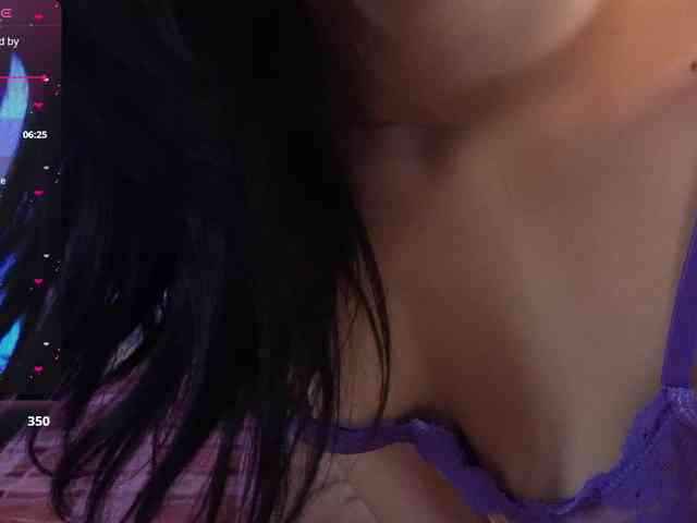 Модель: DarcyBlackwood