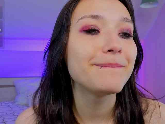 DarcyBlackwood webcam