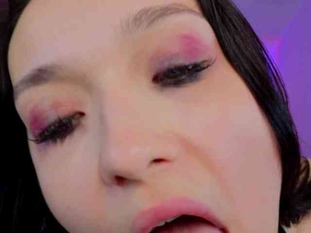 DarcyBlackwood webcam