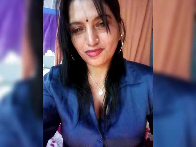 FiestyQueen live cam on BongaCams