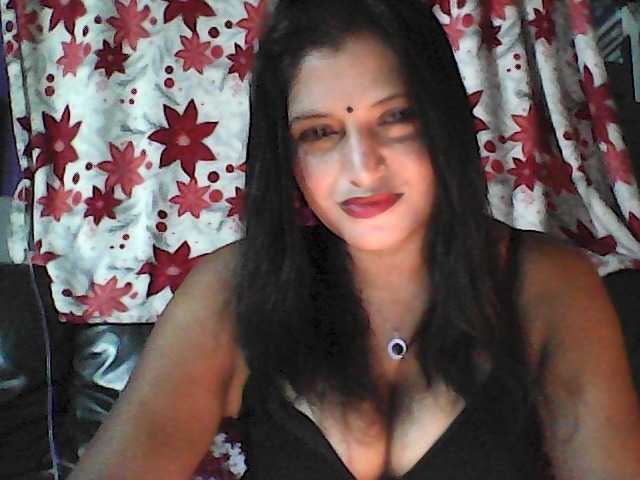 FiestyQueen live cam on BongaCams
