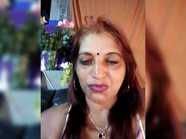 FiestyQueen live cam on BongaCams
