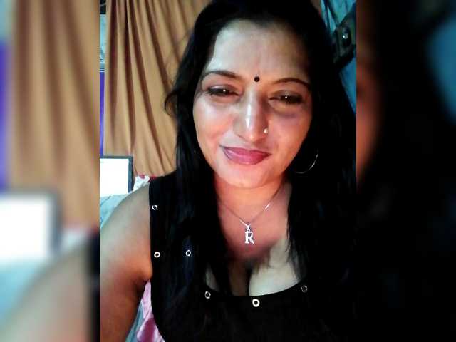 FiestyQueen live cam on BongaCams