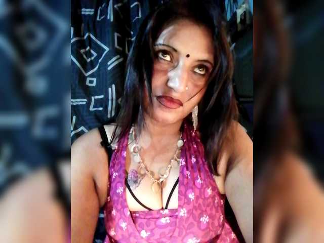 FiestyQueen live cam on BongaCams