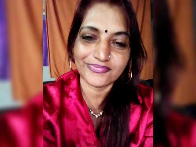 FiestyQueen webcam