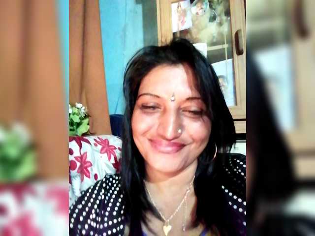 FiestyQueen live cam on BongaCams