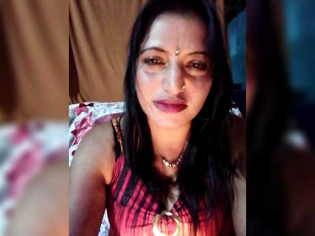 FiestyQueen live cam on BongaCams