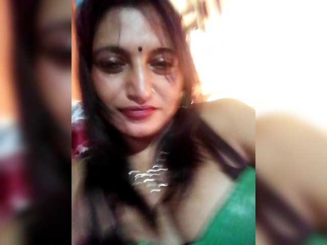 FiestyQueen live cam on BongaCams