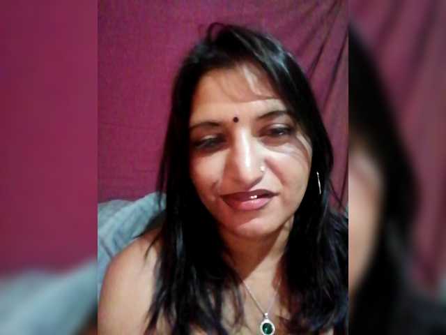 FiestyQueen live cam on BongaCams