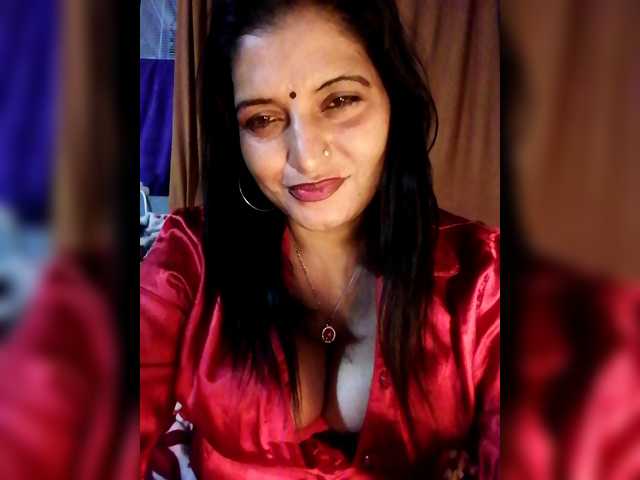 FiestyQueen live cam on BongaCams