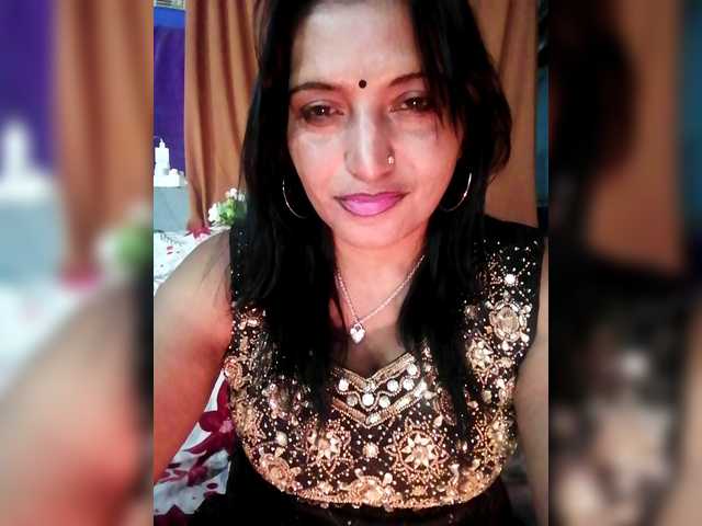 FiestyQueen live cam on BongaCams