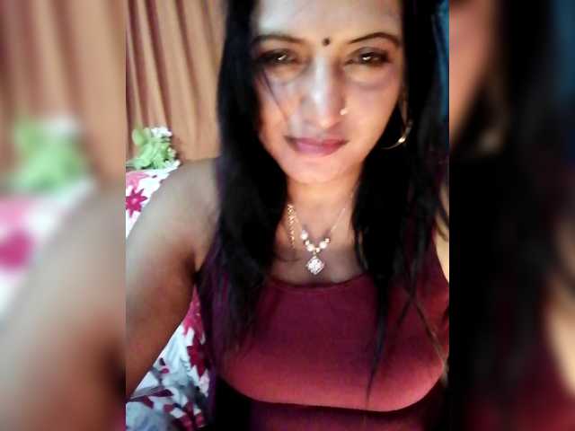 FiestyQueen live cam on BongaCams