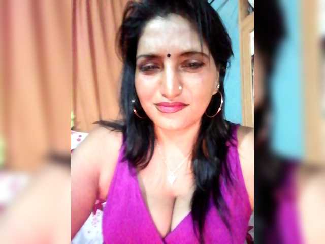 FiestyQueen live cam on BongaCams