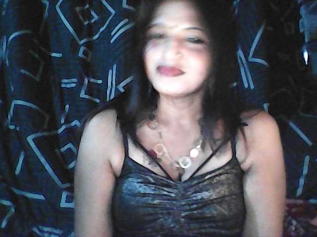 FiestyQueen live cam on BongaCams