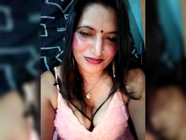 FiestyQueen, en vivo ahora en BongaCams