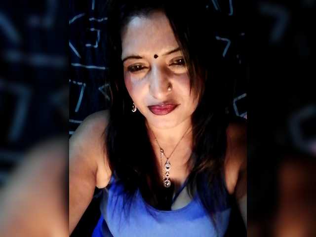 FiestyQueen live cam on BongaCams