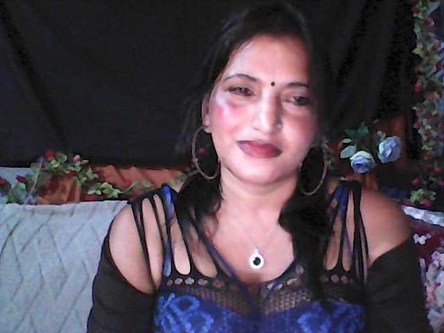 FiestyQueen live cam on BongaCams
