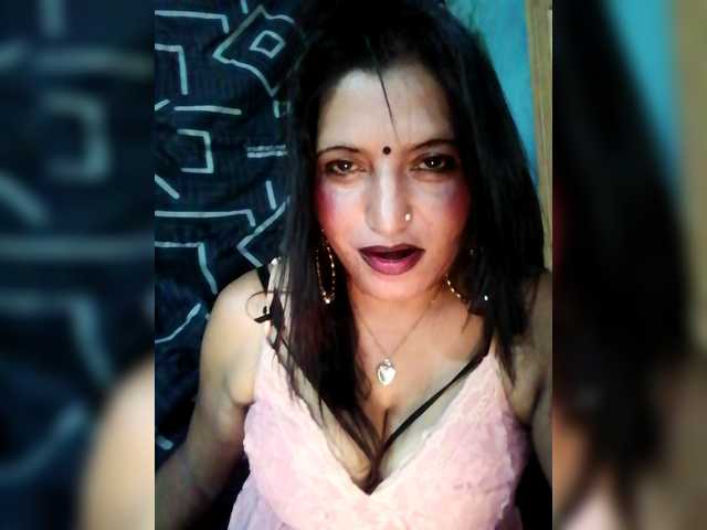 FiestyQueen, en vivo ahora en BongaCams