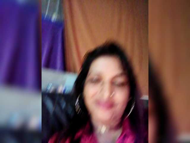 FiestyQueen's BongaCams show and profile