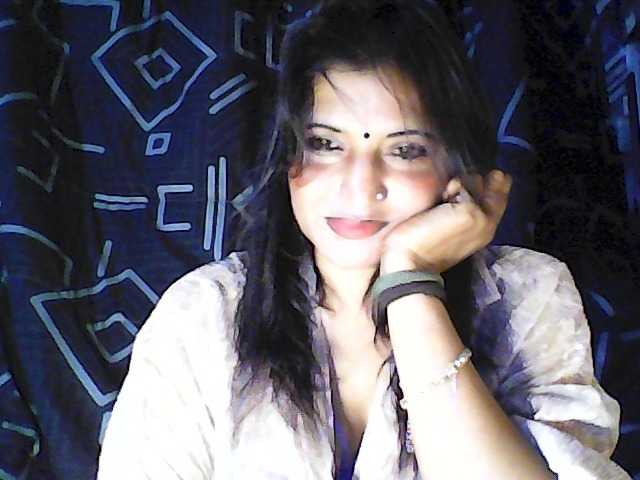 FiestyQueen live cam preview