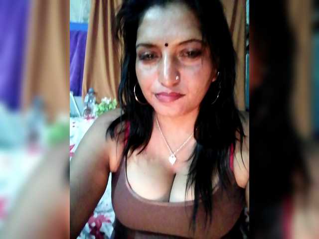FiestyQueen live cam on BongaCams