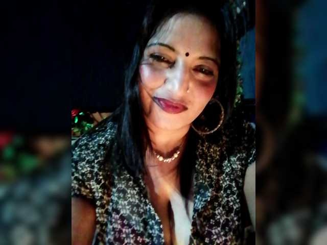 FiestyQueen live cam on BongaCams