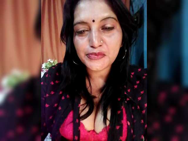 FiestyQueen live cam on BongaCams