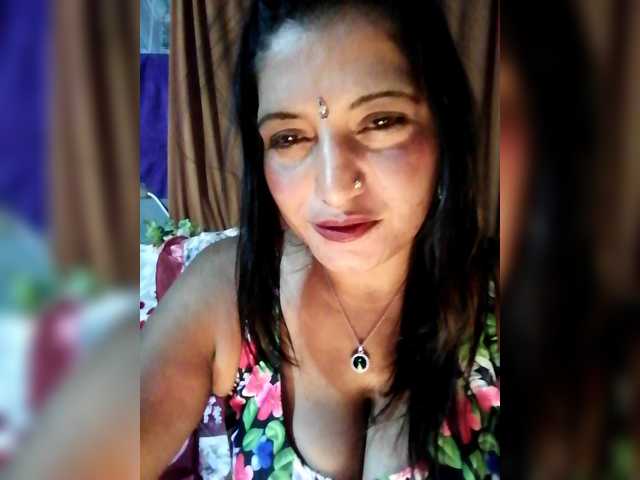 FiestyQueen live cam on BongaCams