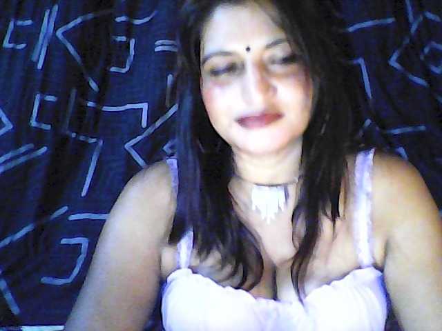 FiestyQueen live cam on BongaCams