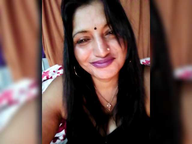 FiestyQueen live cam on BongaCams
