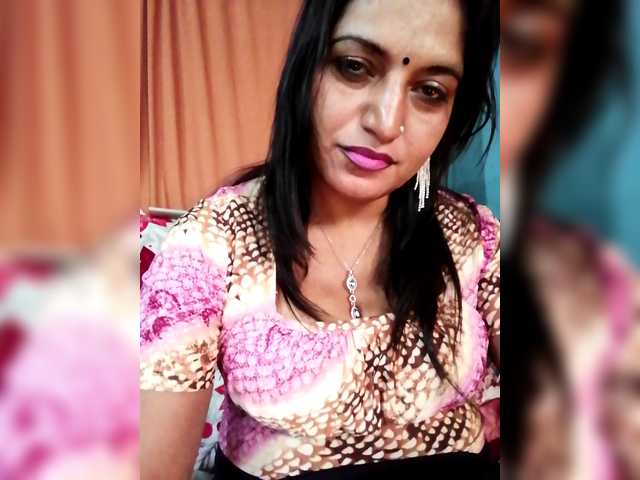 FiestyQueen live cam on BongaCams