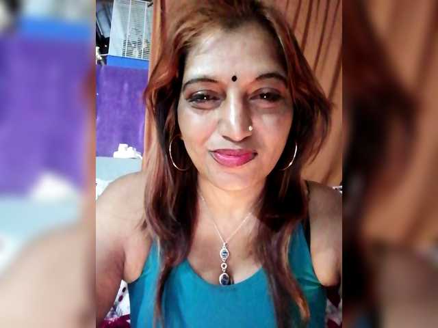 FiestyQueen live cam on BongaCams