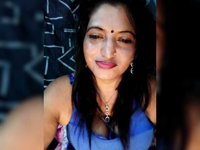 FiestyQueen live cam on BongaCams