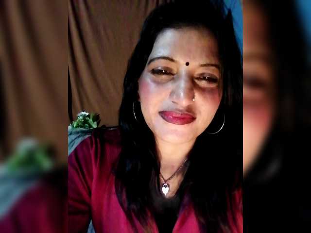 FiestyQueen live cam on BongaCams