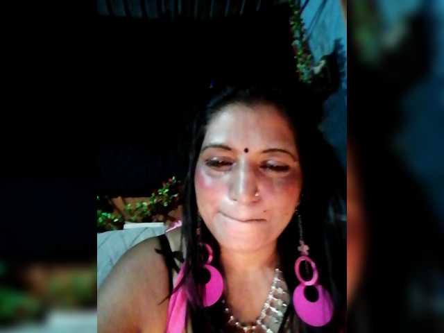 FiestyQueen live cam on BongaCams