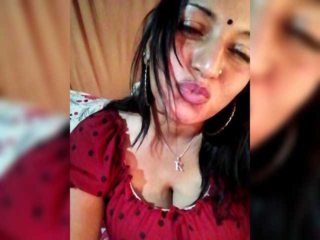 FiestyQueen live cam on BongaCams