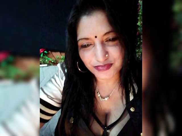 FiestyQueen live cam on BongaCams