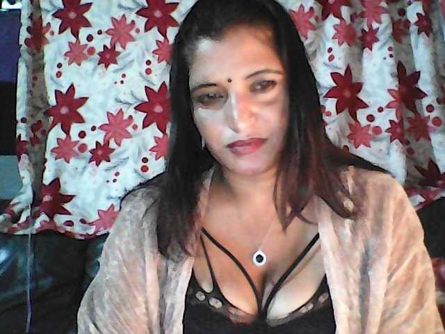 FiestyQueen live cam on BongaCams