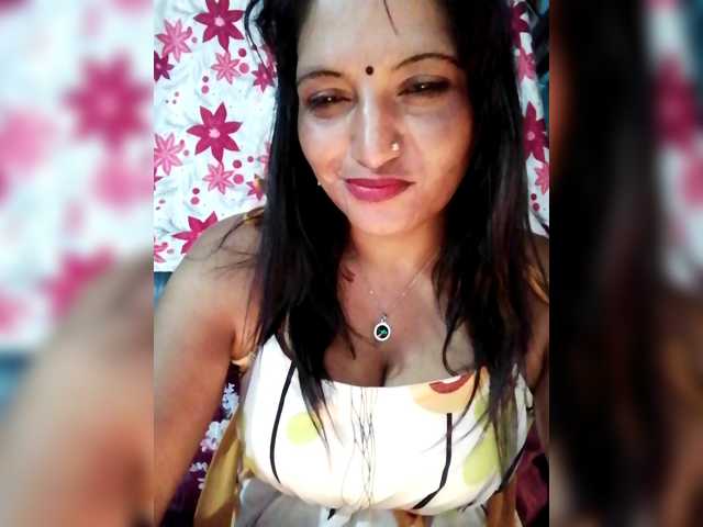 FiestyQueen live cam on BongaCams