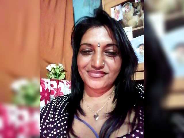 FiestyQueen live cam on BongaCams