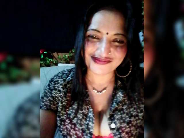 FiestyQueen live cam on BongaCams