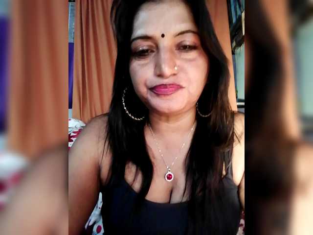 FiestyQueen live cam on BongaCams
