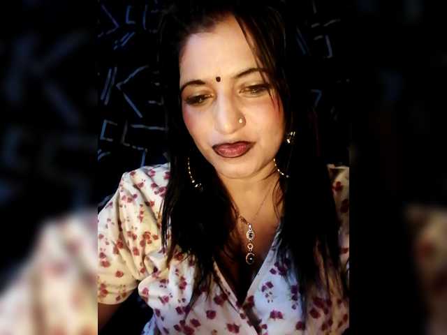 FiestyQueen live cam on BongaCams