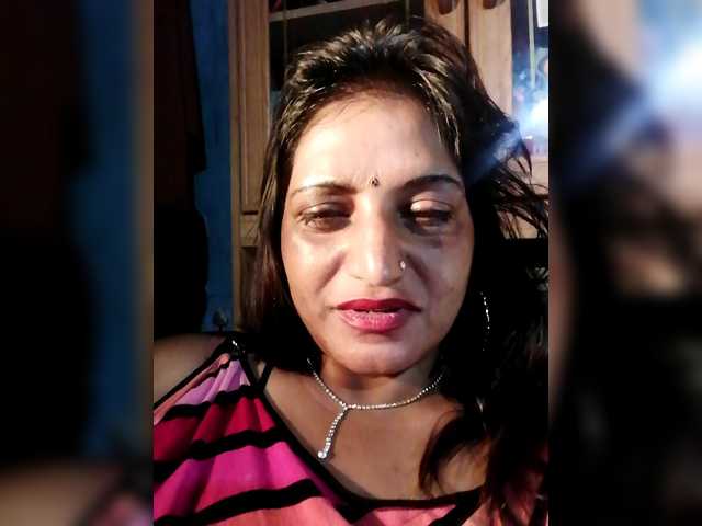 FiestyQueen's BongaCams show and profile