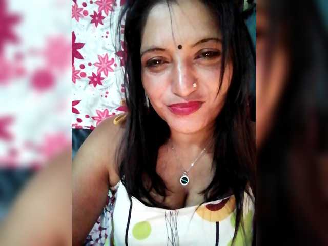 FiestyQueen live cam on BongaCams
