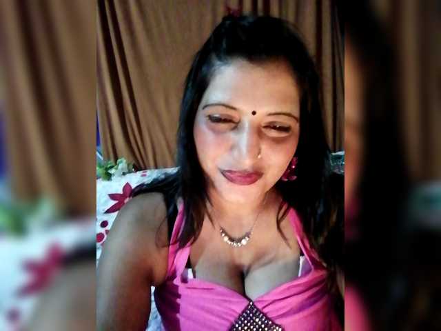 FiestyQueen live cam on BongaCams