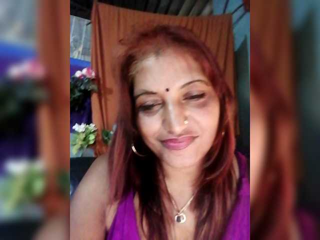 FiestyQueen live cam on BongaCams