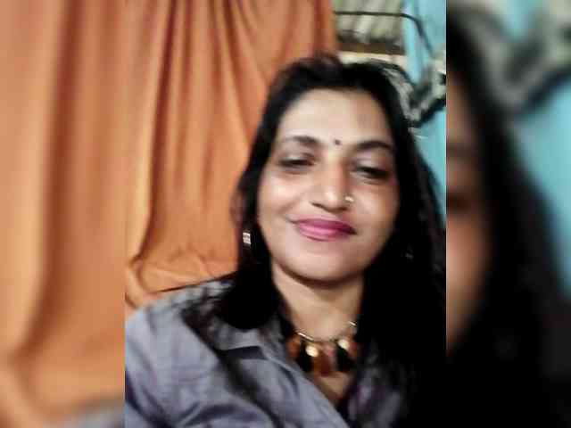 FiestyQueen webcam