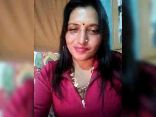FiestyQueen webcam