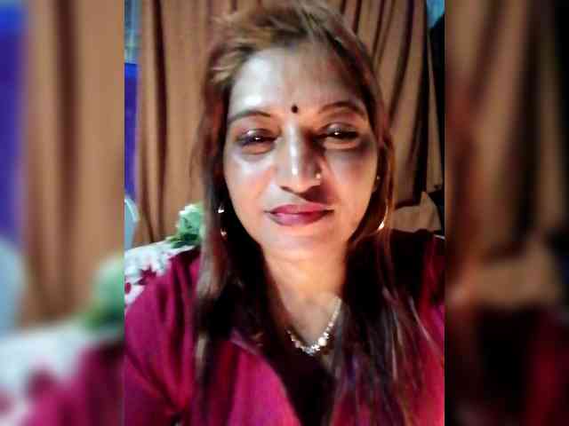 FiestyQueen webcam